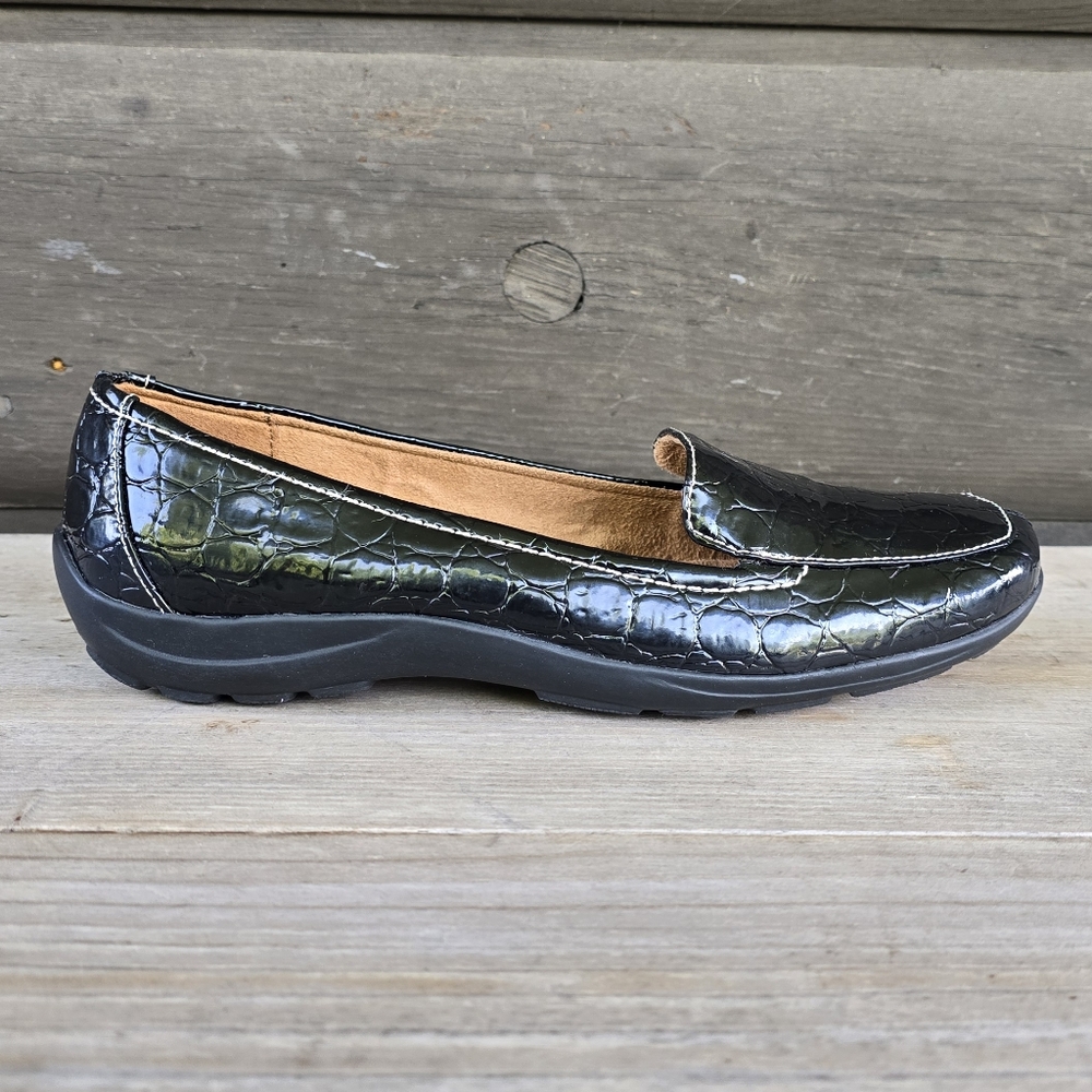 Natural Soul Fanna Classic Minimaliat Croc Comfort Loafer 7.5M